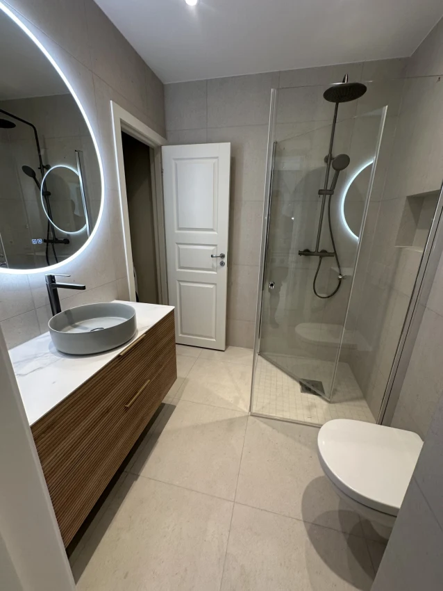 Sjekkliste for baderomsrenovering [komplett guide]